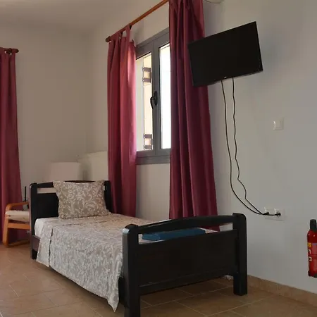 Lotus Sea View Apartman *